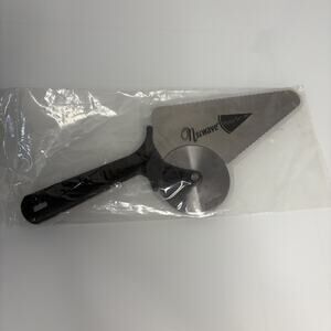 NuWave Pizza Server Slicer New in Package